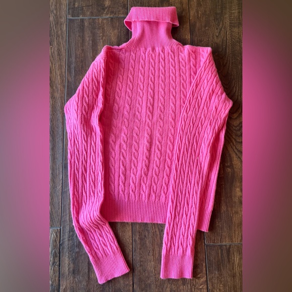 PINK CABLE KNIT CASHMERE TURTLENECK SWEATER LARGE - Picture 2 of 7